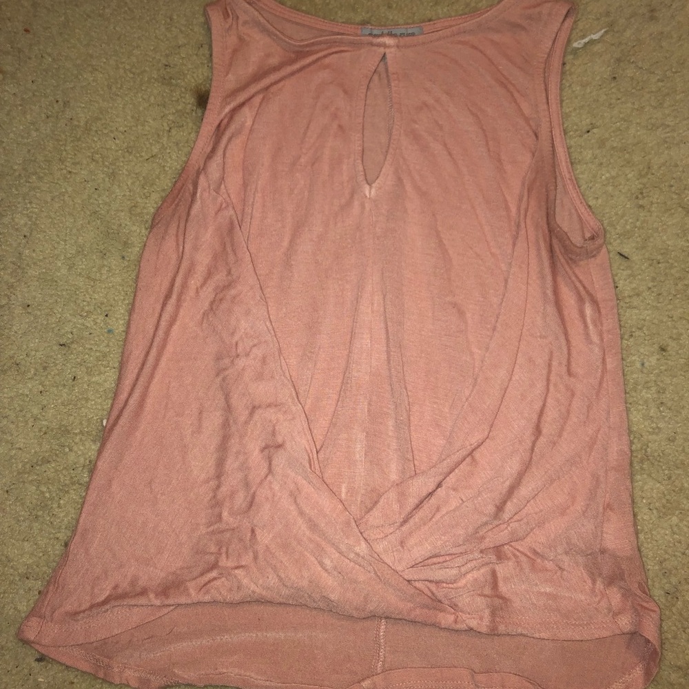 Peach ruffle shirt w peep hole